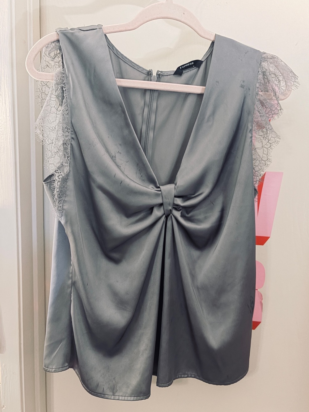 EXPRESS Gray Lace-Trim Knot Front Sleeveless Top - Size Large